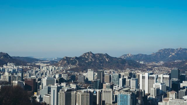 Seoul vs Busan vs Jeju: How Many Days Should You Spend in Korea? Seoul vs Busan vs Jeju: How Many Days Should You Spend in Korea?